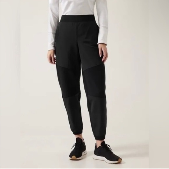 Athleta Pants - ATHLETA Get Set Black Hybrid Joggers Pants S Petite